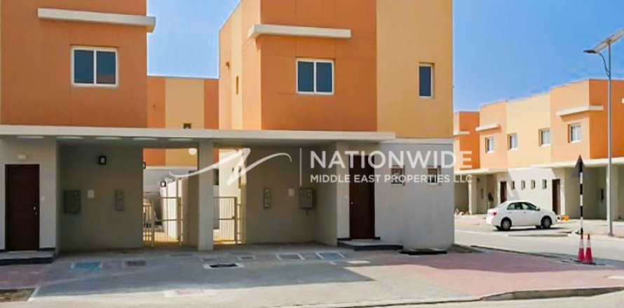 2 bedrooms Villa in Al Samha, UAE No. 4307