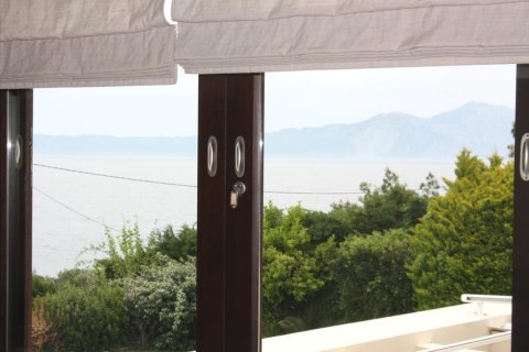 5 bedrooms Villa in Central Greece, Greece No. 49341 9