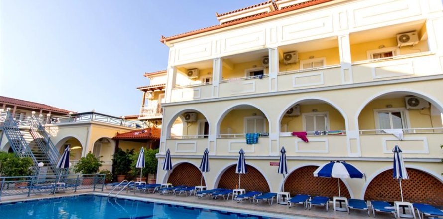 1320m² Hotel en Zakynthos, Greece No. 49342