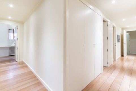 5 chambres Appartement à Barcelona, Spain No. 27321 9