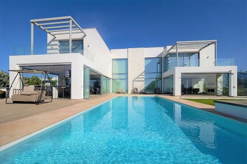 6 bedrooms Villa in Benahavis, Spain No. 27297 1