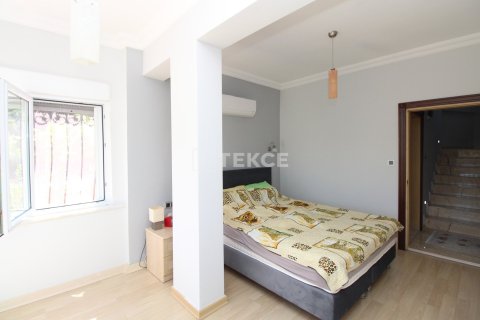 4+2 Villa in Serik, Turkey No. 20690 25