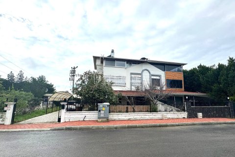 4+2 Villa en Serik, Turkey No. 20690 3