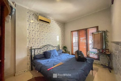 4 bedrooms House in Denpasar, Indonesia No. 22715 9