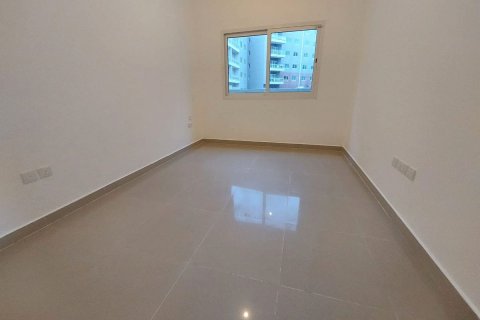 3 bedrooms Apartment in Al Reef, UAE No. 7528 8