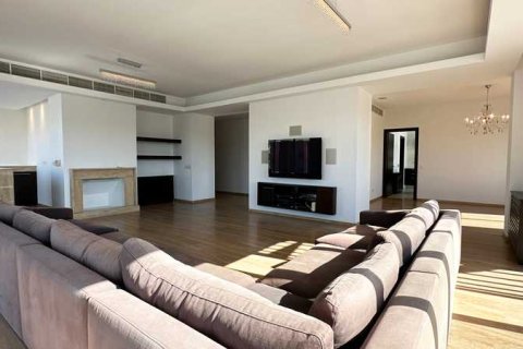 3 bedrooms Penthouse in Limassol, Cyprus No. 63607 1