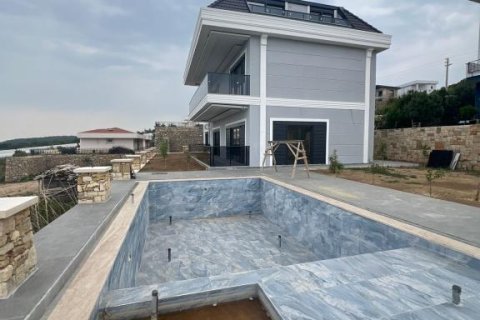Вилла с 7 комнатами в Тюрклер, Турция №92485 5