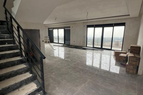Вилла с 7 комнатами в Тюрклер, Турция №92485 9