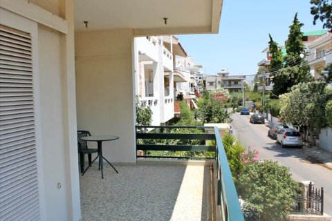 3 bedrooms Apartment in Athens, Greece No. 49066 9