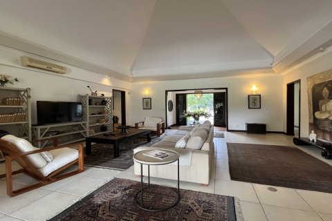 5 bedrooms Villa in Tamarin, Mauritius No. 60841 3