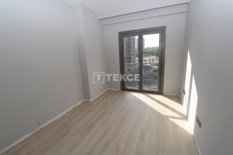 1+1 Apartment in Istanbul, Turkey No. 22125 7