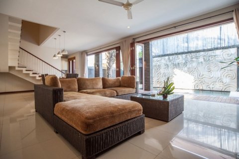 2 bedrooms Villa in Seminyak, Indonesia No. 23089 8