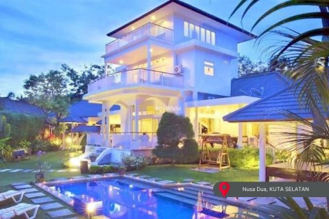 4 bedrooms Villa in Nusa Dua, Indonesia No. 22662 1