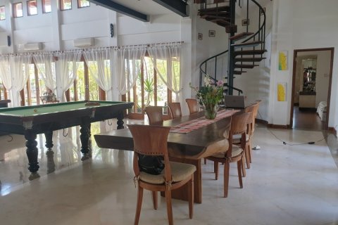 5 bedrooms Villa in South Kuta, Indonesia No. 22663 21