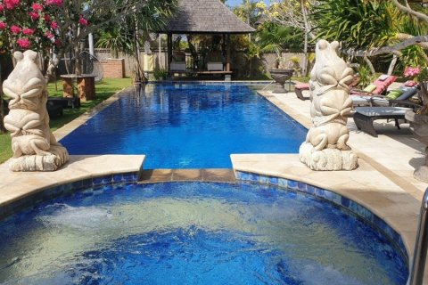 5 bedrooms Villa in South Kuta, Indonesia No. 22663 13