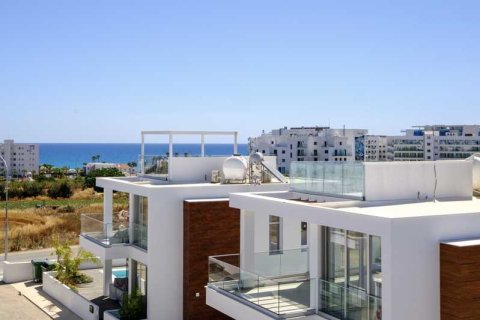 4 bedrooms Villa in Protaras, Cyprus No. 66488 1