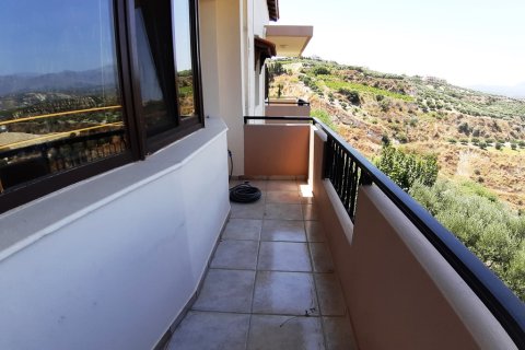 3 bedrooms Villa in Heraklion, Greece No. 56501 10