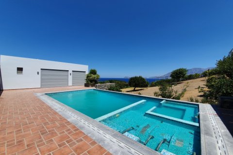 2 bedrooms Villa in Agios Nikolaos, Greece No. 56498 1