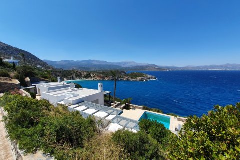 3 bedrooms Villa in Agios Nikolaos, Greece No. 56502 1