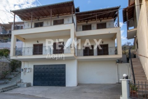 4 bedrooms Building in Magnesia, Greece No. 27989 1