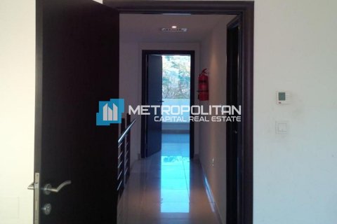 2 bedrooms Villa in Al Reef, UAE No. 9064 7