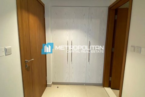 1 bedroom Apartment in Al Reem Island, UAE No. 7729 7