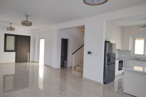 5 bedrooms House in Palodeia, Cyprus No. 42879 10