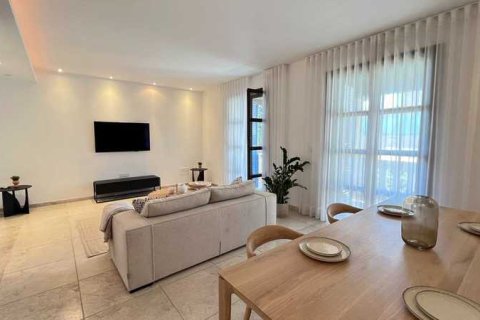 2 dormitorios Apartment en Parekklisia, Cyprus No. 34549 4