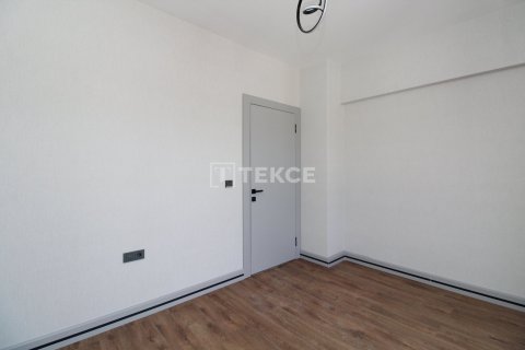 4+1 Apartment in Ankara, Turkey No. 12588 14