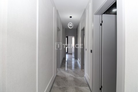 4+1 Apartment in Ankara, Turkey No. 12588 28