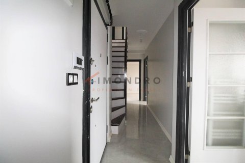 4+1 Appartement à Eyup, Turkey No. 17440 5