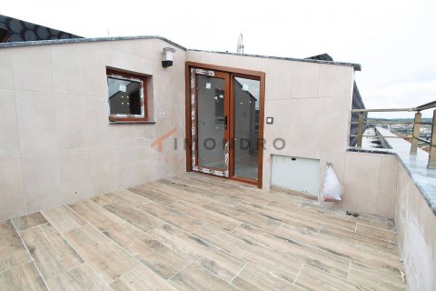 4+1 Appartement à Eyup, Turkey No. 17440 8