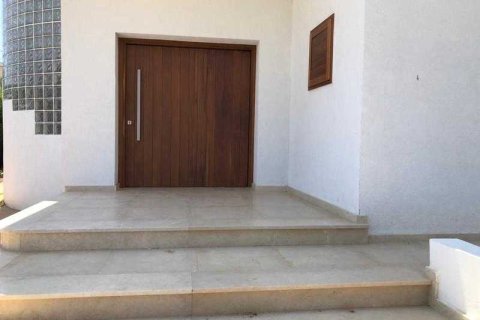 4 dormitorios House en Agios Athanasios, Cyprus No. 31110 10