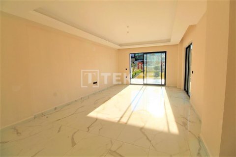 2+1 Apartment in Alanya, Turkey No. 10989 25