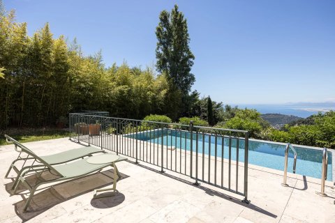 4 bedrooms Villa in Villefranche-sur-Mer, France No. 68130 2