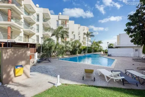 2 dormitorios Apartment en Germasogeia, Cyprus No. 32985 1