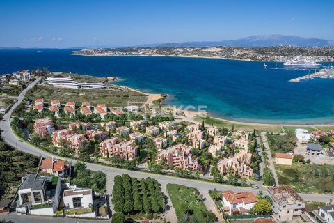 3+1 Apartment in Cesme, Turkey No. 17661 1