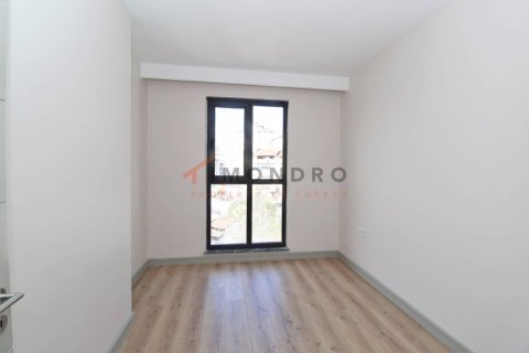 3+1 Apartment in Eyup, Turkey No. 17320 8