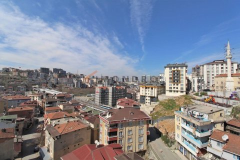 3+1 Apartment en Eyup, Turkey No. 17320 18