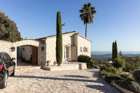 5 bedrooms Villa in La Colle-sur-Loup, France No. 72150 22