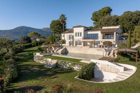 5 bedrooms Villa in La Colle-sur-Loup, France No. 72150 14