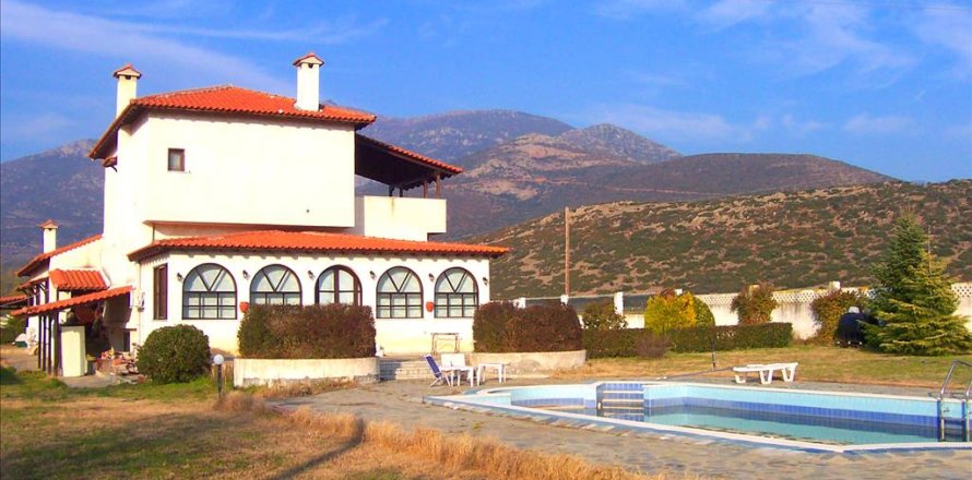 9 dormitorios Villa en Polygyros, Greece No. 60133