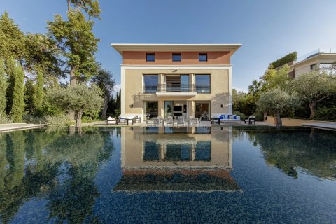 12 bedrooms Villa in Saint-Jean-Cap-Ferrat, France No. 69210 16