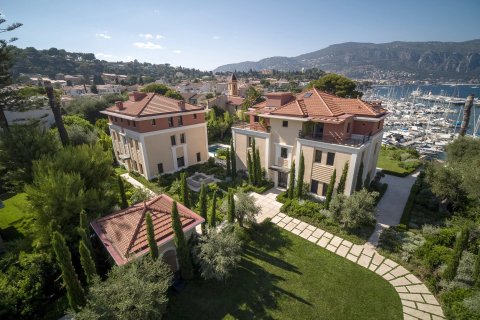 12 bedrooms Villa in Saint-Jean-Cap-Ferrat, France No. 69210 1