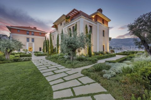 12 bedrooms Villa in Saint-Jean-Cap-Ferrat, France No. 69210 6