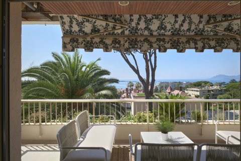 4 dormitorios Apartment en Cannes, France No. 69209 3