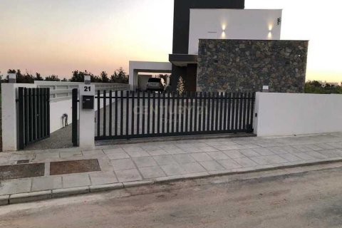 4 bedrooms Villa in Erimi, Cyprus No. 28855 4