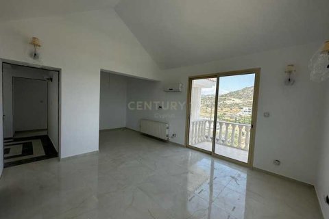 5 bedrooms Villa in Palodeia, Cyprus No. 28860 3