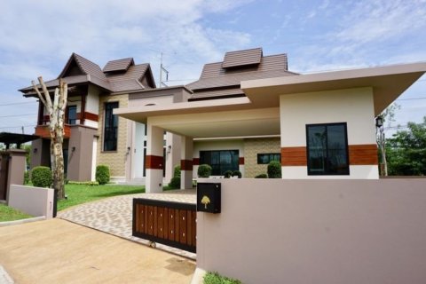 3 dormitorios House en Chiang Mai, Thailand No. 2582 1