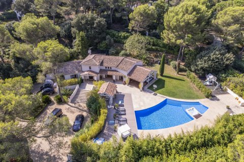 7 bedrooms Villa in Mougins, France No. 67260 1